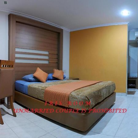 Hotel Senen Indah Syariah Jakarta Kültér fotó
