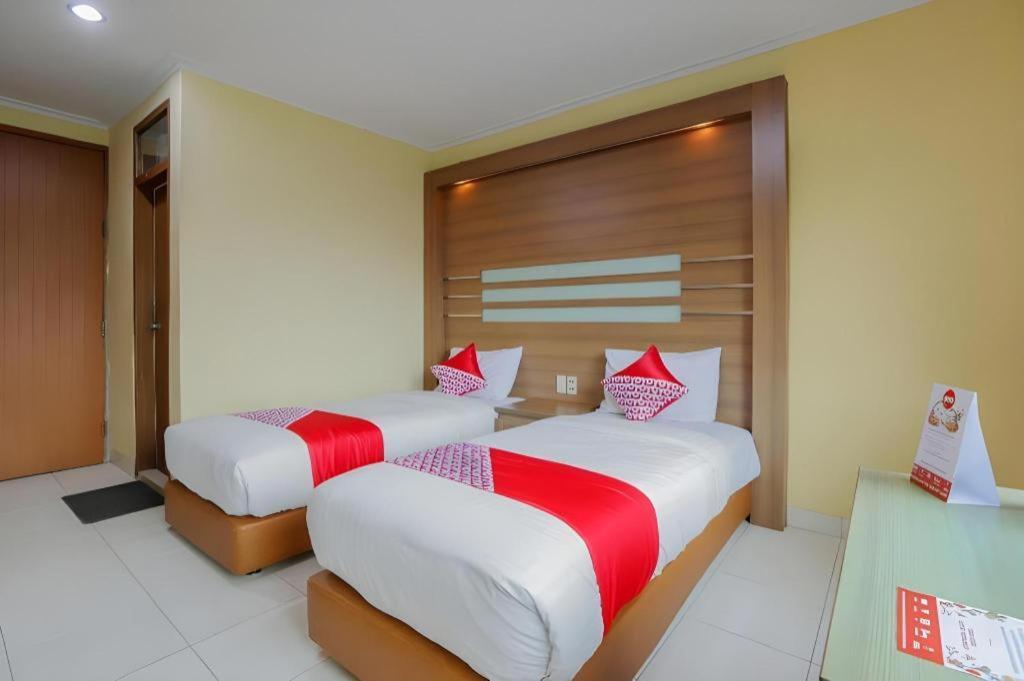 Hotel Senen Indah Syariah Jakarta Kültér fotó