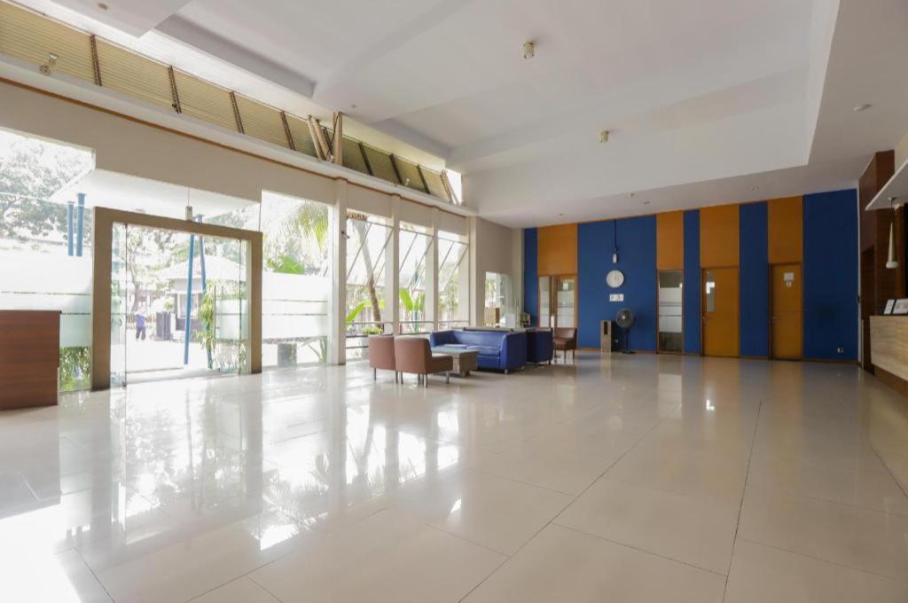 Hotel Senen Indah Syariah Jakarta Kültér fotó
