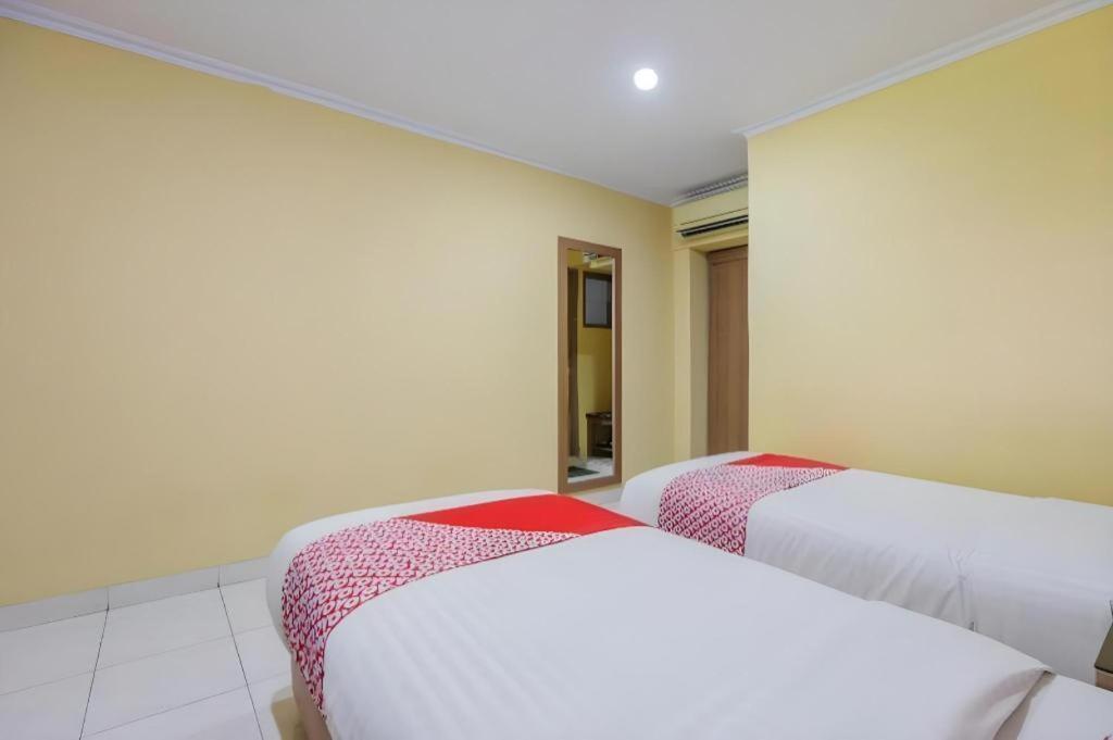 Hotel Senen Indah Syariah Jakarta Kültér fotó