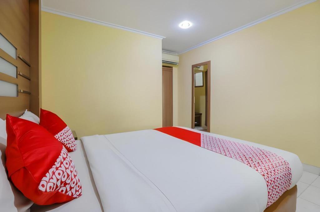 Hotel Senen Indah Syariah Jakarta Kültér fotó