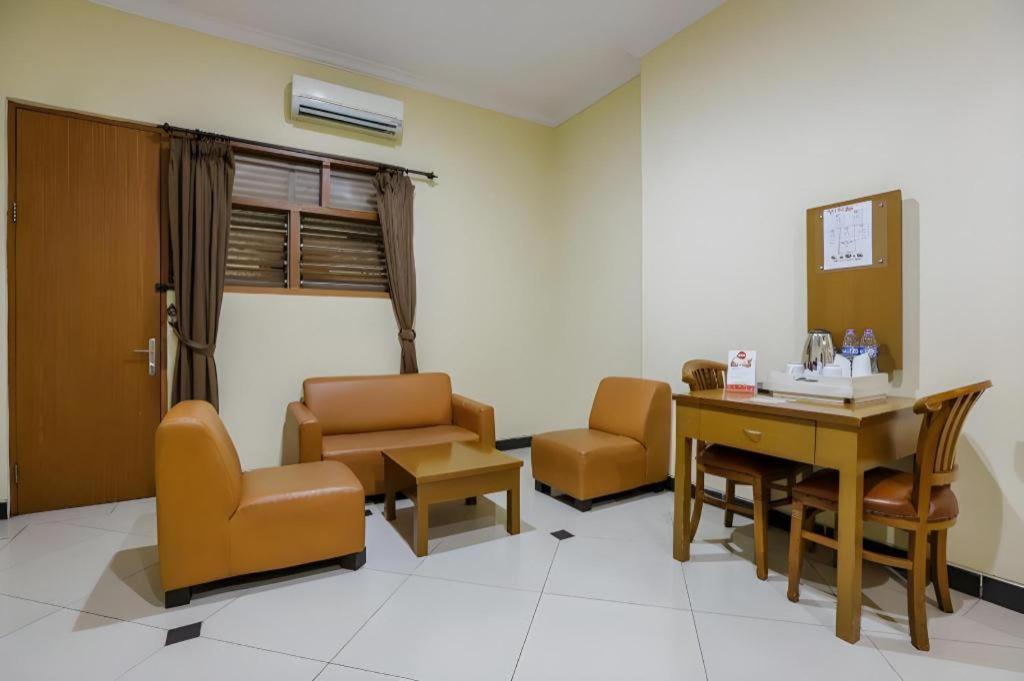 Hotel Senen Indah Syariah Jakarta Kültér fotó