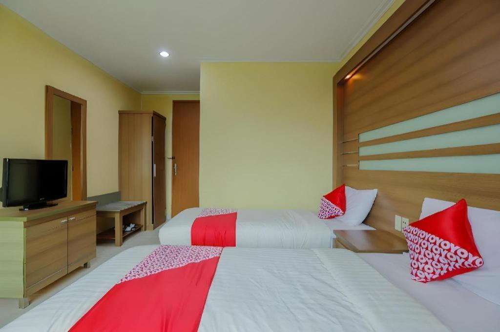 Hotel Senen Indah Syariah Jakarta Kültér fotó